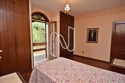 Quarto 04 com suite 