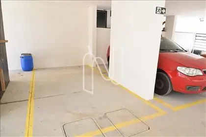 01 vaga de garagem livre