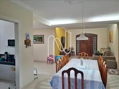 Sala para 03 ambientes 