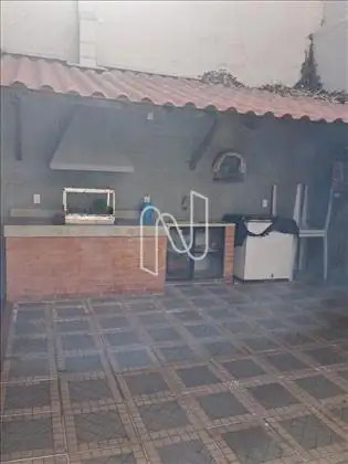 Área externa com churrasqueira 