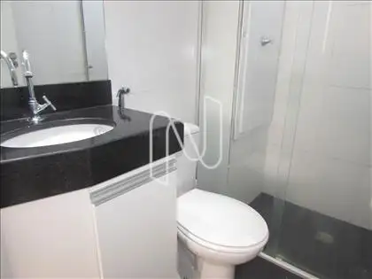 Banheiro social com box 