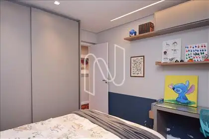 Quarto 04 com armário 