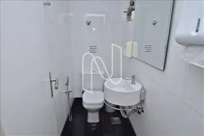 1º pavimento: lavabo 