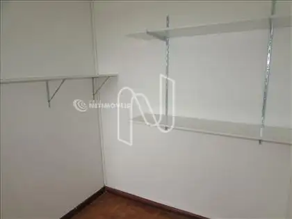 Dependência completa de empregada 