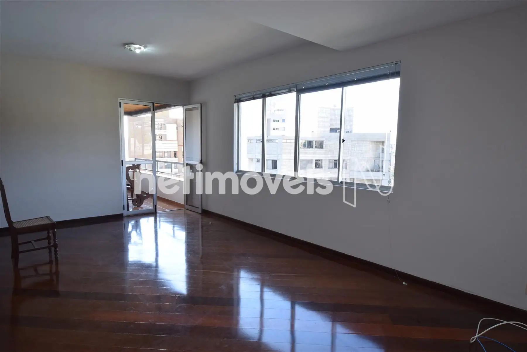 Sala para 02 ambientes