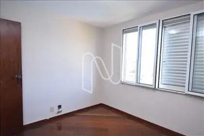  Quarto 2 com armário