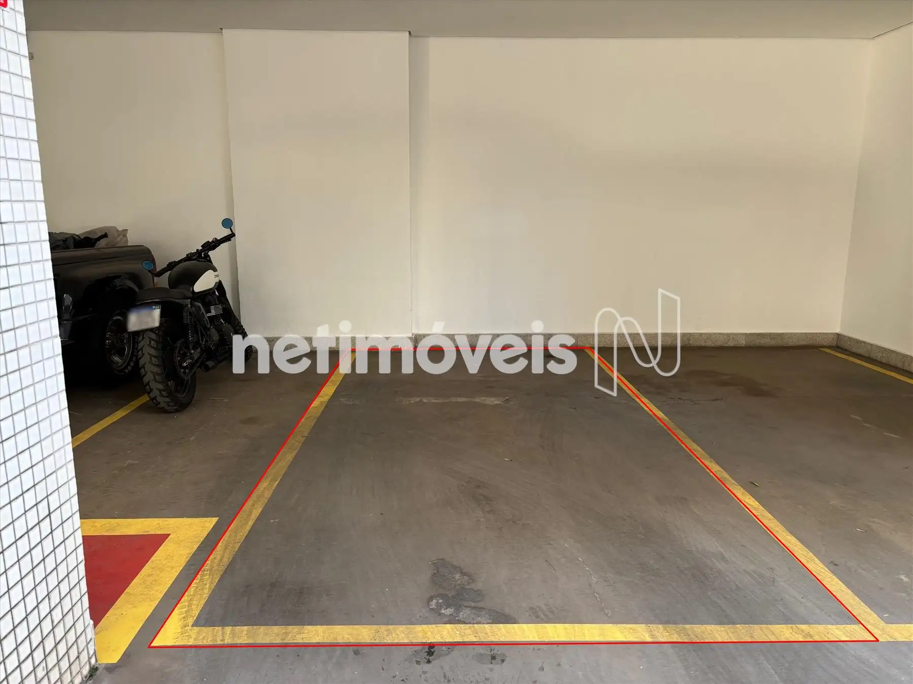 02 vagas de garagem livres