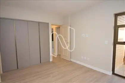Quarto suíte com varanda