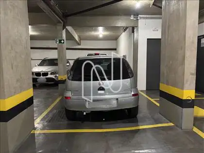 03 vagas de garagem, 02 em linha, 01 avulsa