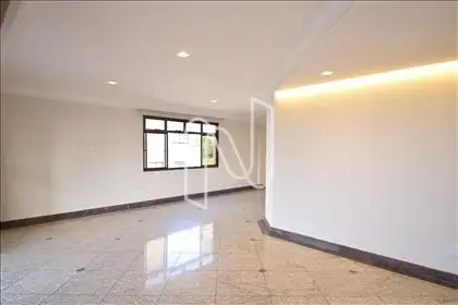 Sala ampla para 03 ambientes