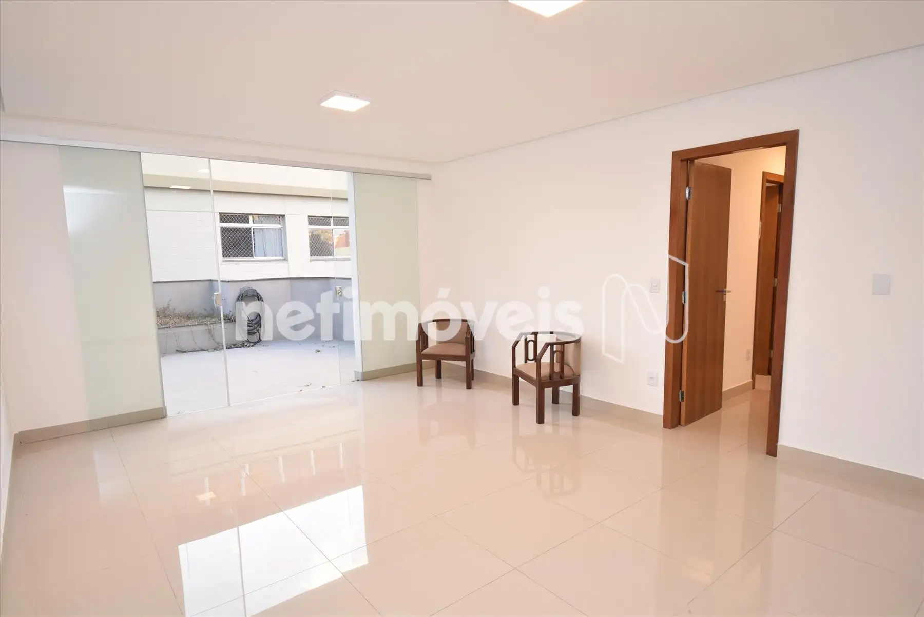 Sala ampla do 2º pavimento