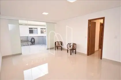Sala ampla do 2º pavimento