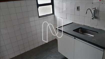 Cozinha com armário