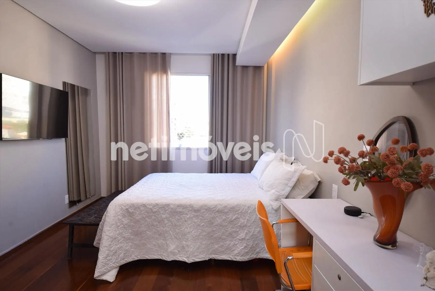 Quarto suíte master com closet e sapateira