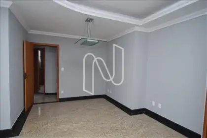 1º pav.: Sala para 02 ambientes 