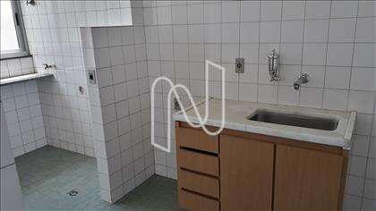 Cozinha com armário