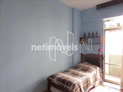 Quarto 02 com varanda 