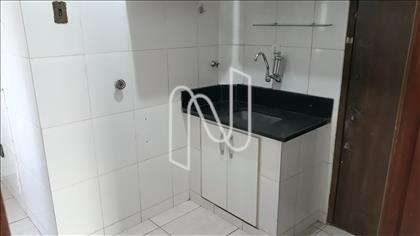 Cozinha com armários