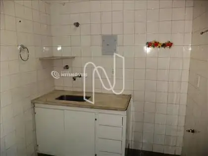 Cozinha com armário 