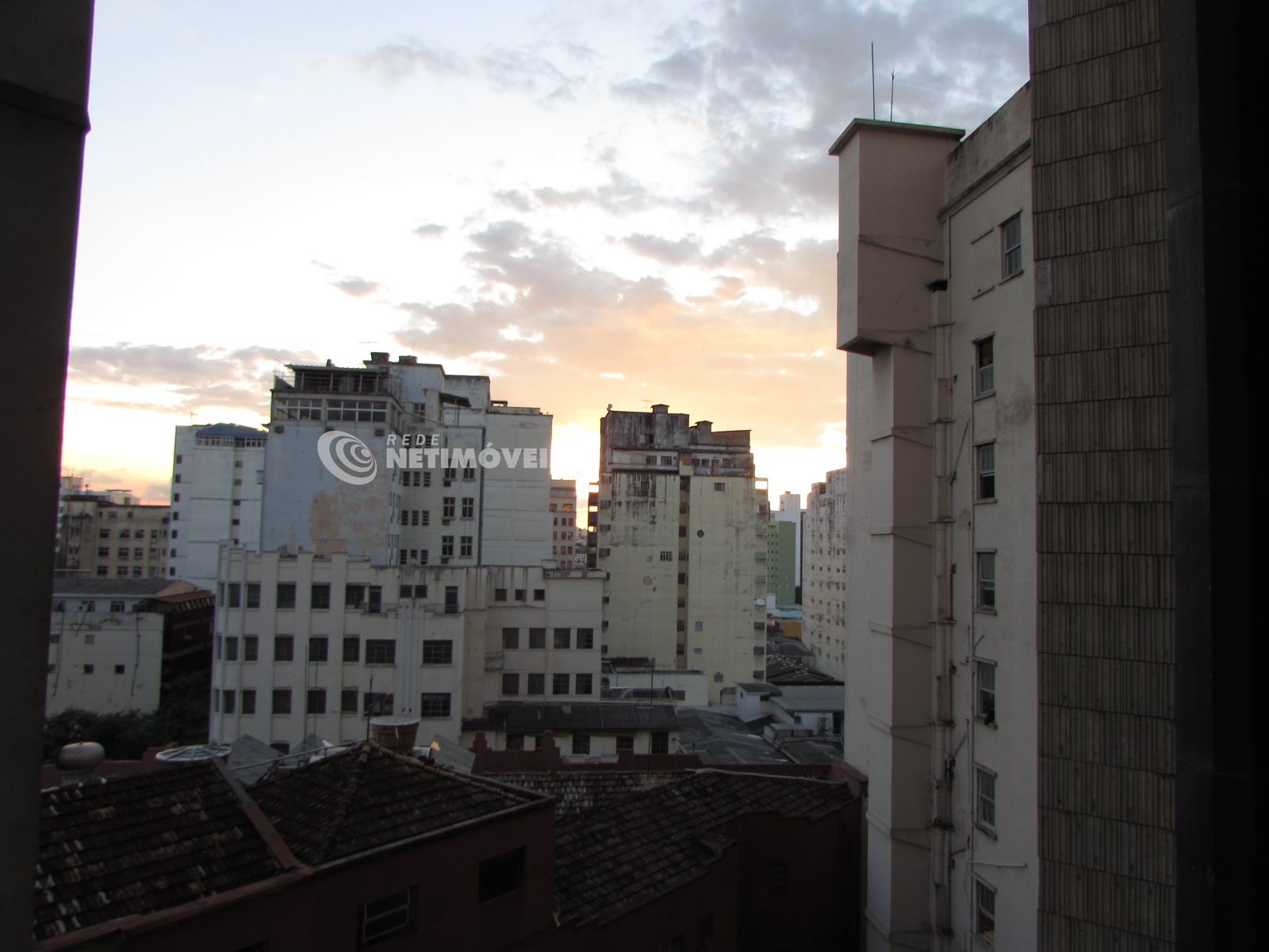 Sala de fundos, silenciosa