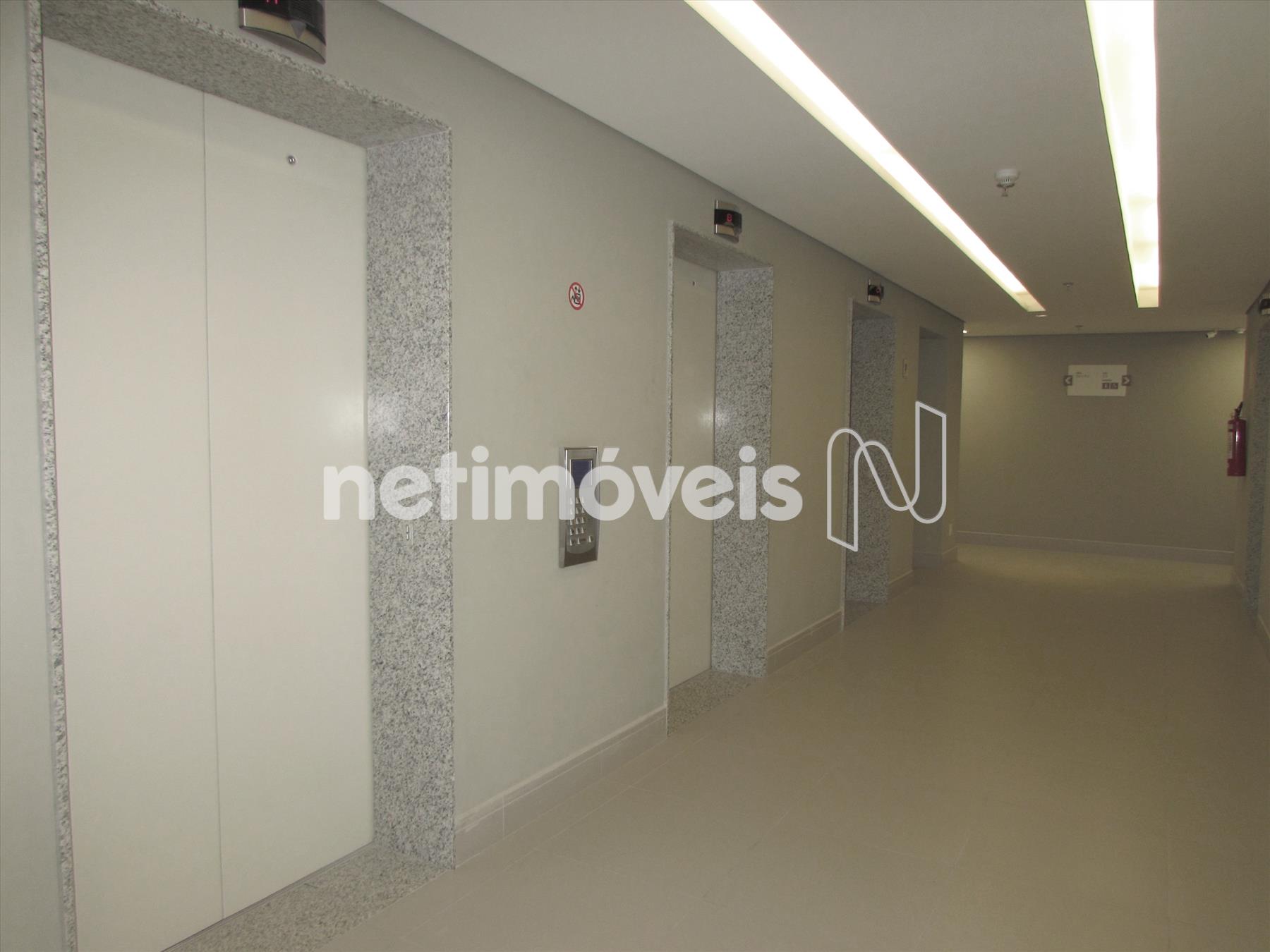 Hall de elevadores do andar