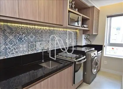 Cozinha com armários