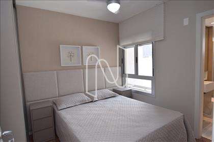 Quarto suíte júnior com armário