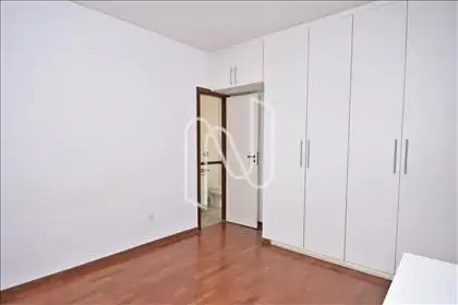 1º pav. Quarto 1 com armário e suíte