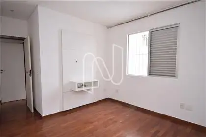 1º pav. Quarto 1 com armário e suíte