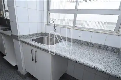 1º pav. Área de serviço com armário