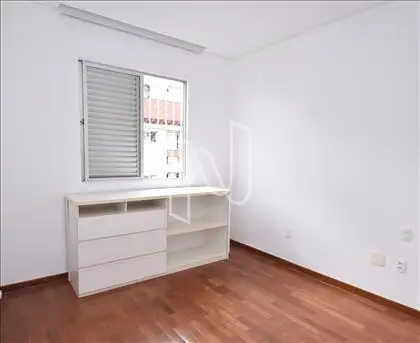 1º pav. Quarto 03 com armário
