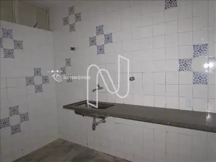 Cozinha com bancada em granito 