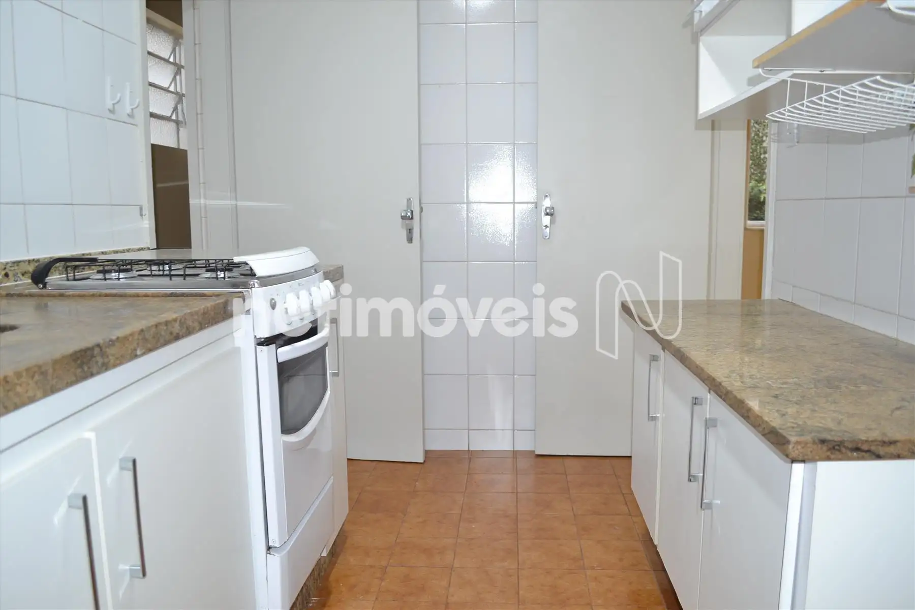 Cozinha com armários