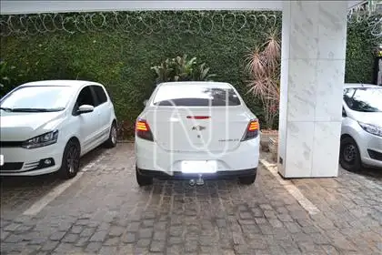 01 vaga de garagem coberta 