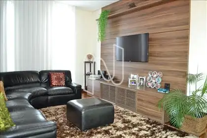Sala de TV: 2º pavimento 