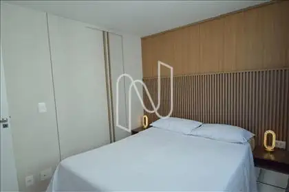 Quarto 01 com closet e varanda 