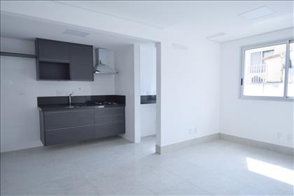 Sala com vista para cozinha americana