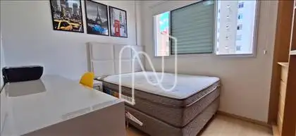 Quarto 01 c/ armário e ar condicionado 