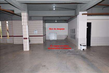 02 vagas de garagem em linha