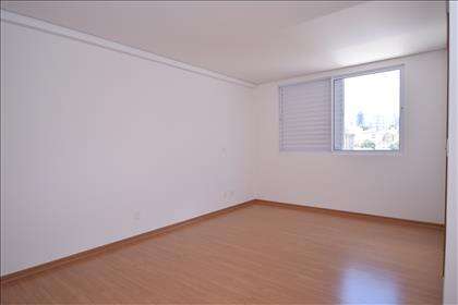 Quarto suíte master ampla