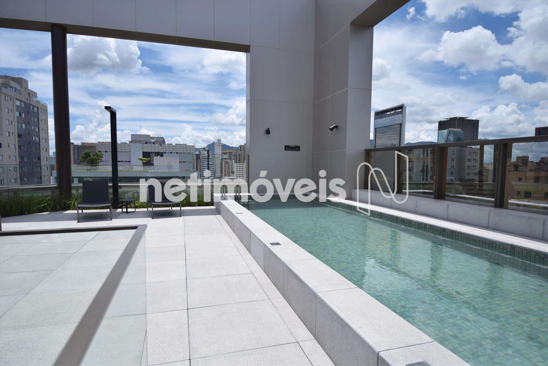 Piscina no rooftop