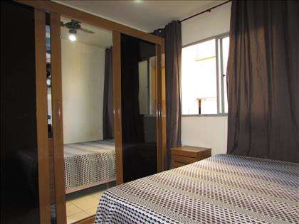 Quarto 01 com ventilador de teto