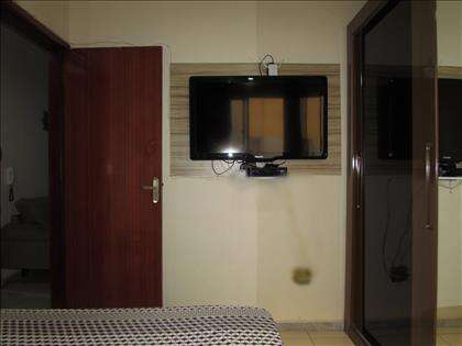 Quarto 01 com ventilador de teto