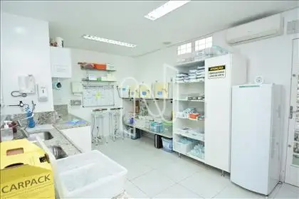 Sala 04 