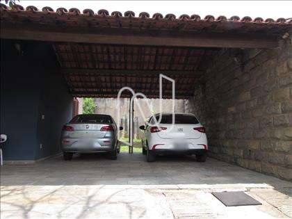  Garagem 