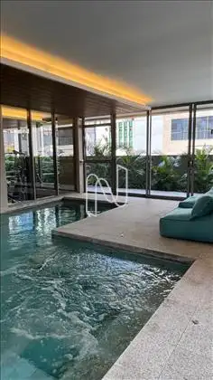 Piscina com SPA 