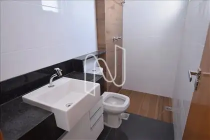 Banheiro suíte 02