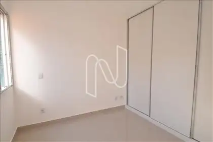 Quarto suíte 01 com armário
