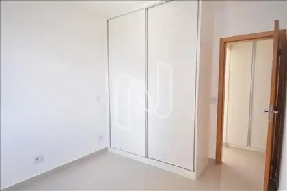 Quarto suíte 02 com armário