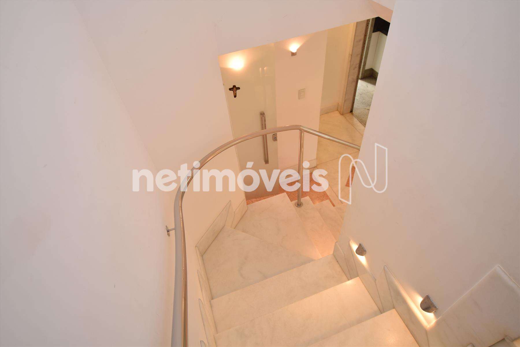 Escadaria de acesso aos quartos